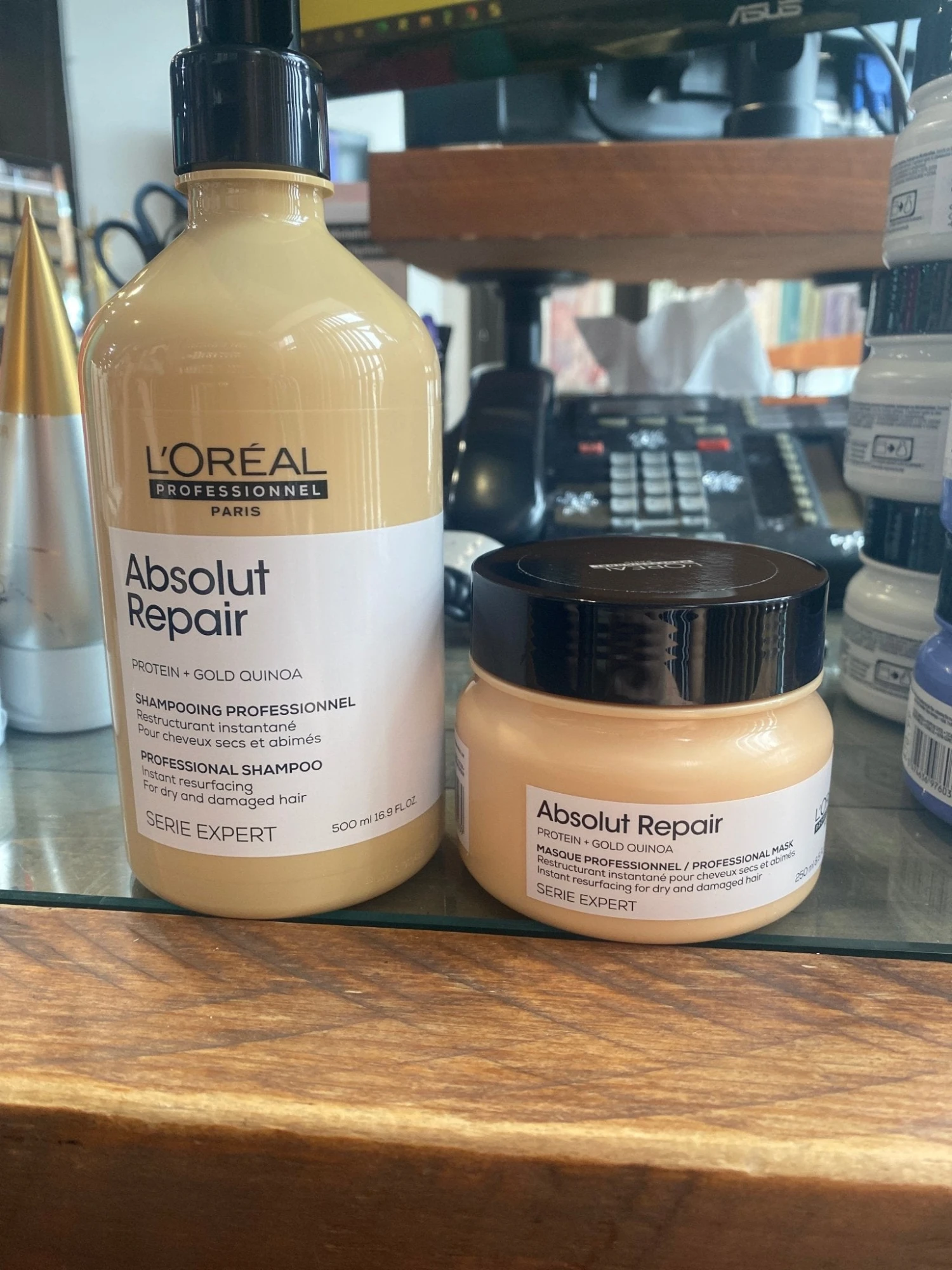 L'Oreal L'ORÉAL - Shampoing Absolut Repair 2 L'Oreal L'ORÉAL - Shampoing Absolut Repair – Image 2